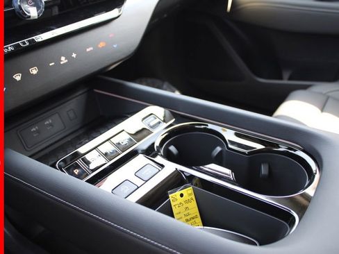 New 2025 Nissan Murano SL image 34