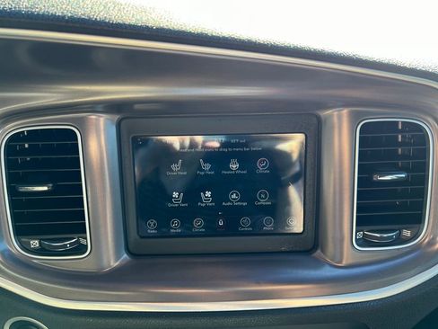 Used 2020 Dodge Charger SXT w/ Leather Interior Group image 16