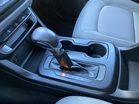 Used 2022 Chevrolet Colorado W/T w/ Custom Special Edition image 28