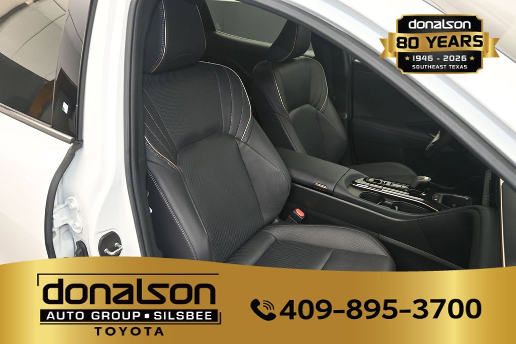 Used 2024 Toyota Crown Platinum AWD/4WD image 18