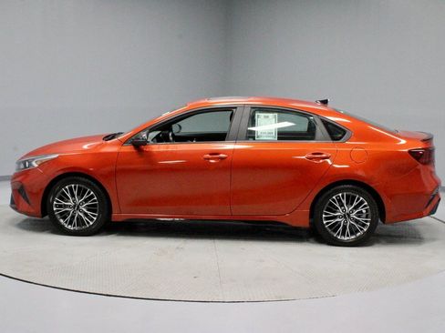 Used 2022 Kia Forte GT-Line w/ GT-Line Premium Package image 8