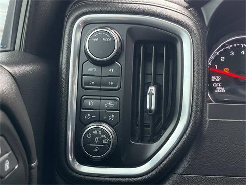 Used 2021 Chevrolet Silverado 1500 LT Trail Boss w/ Convenience Package II image 22