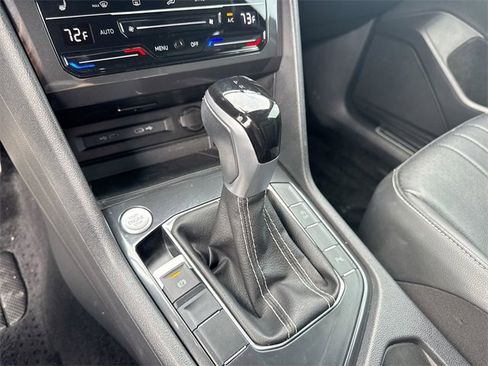 Used 2024 Volkswagen Tiguan SE R-Line w/ MDO Package, Three-Row image 25