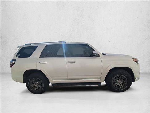 Used 2017 Toyota 4Runner Limited image 4