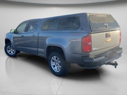 Used 2018 Chevrolet Colorado LT w/ LT Convenience Package image 12