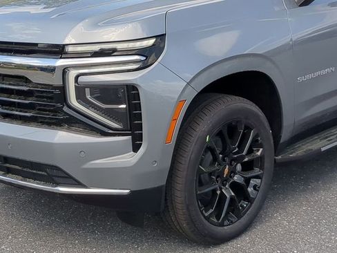 New 2026 Chevrolet Suburban LS AWD/4WD image 14