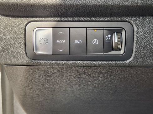 Certified 2026 Chevrolet Traverse LT AWD/4WD image 21