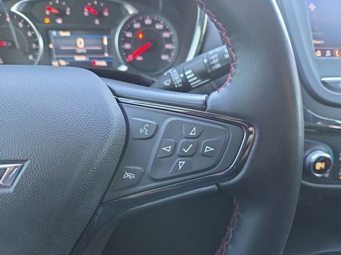 Used 2024 Chevrolet Equinox RS image 12