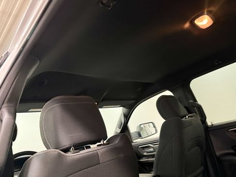 Used 2022 RAM 1500 Big Horn AWD/4WD image 11