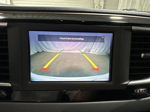 Used 2022 Chrysler Voyager LX FWD image 27