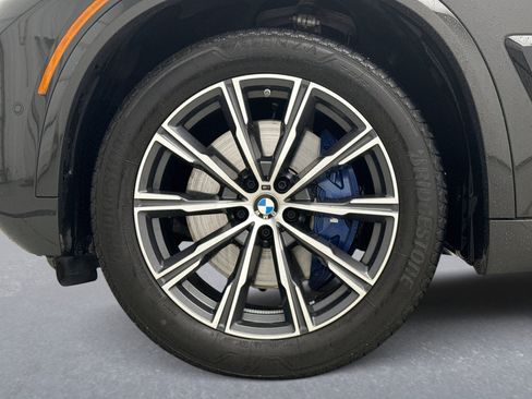 Used 2025 BMW X5 xDrive40i w/ M Sport Package AWD/4WD image 28