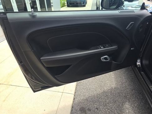 Used 2023 Dodge Challenger R/T Scat Pack RWD image 10