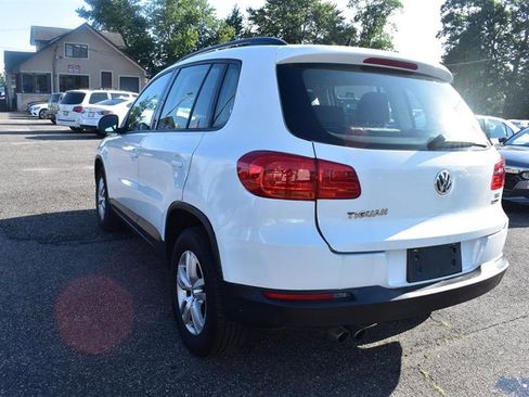 Used 2016 Volkswagen Tiguan S image 4
