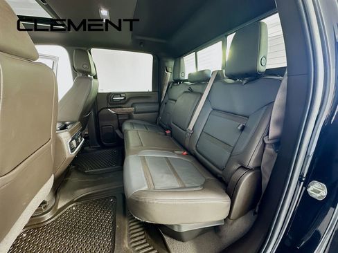 Used 2021 GMC Sierra 2500 Denali w/ Denali Ultimate Package image 33