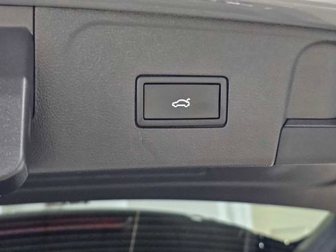 Used 2026 Volkswagen Atlas Peak Edition AWD/4WD image 18