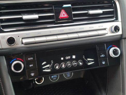 New 2026 Genesis G70 2.5T image 22