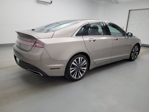 Used 2018 Lincoln MKZ Reserve w/ Technology Package FWD image 10