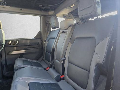 Used 2023 Ford Bronco Outer Banks w/ Sasquatch Package image 13