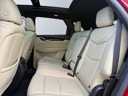 Used 2019 Cadillac XT5 Luxury image 19