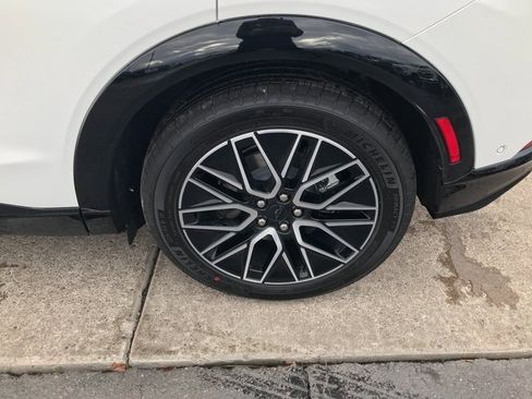 New 2024 Ford Mustang Mach-E Premium image 25