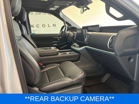 Certified 2025 Ford Expedition Platinum w/ Stealth Performance Package AWD/4WD image 9