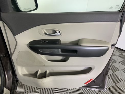 Used 2017 Kia Sedona LX w/ LX Essentials Premium Package image 22