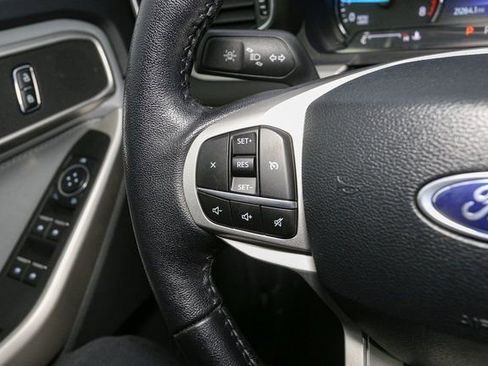 Used 2023 Ford Explorer XLT w/ Equipment Group 202A image 33