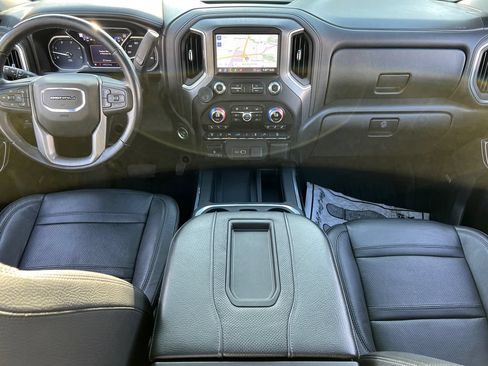 Used 2026 Chevrolet Colorado ZR2 w/ Technology Package AWD/4WD image 17