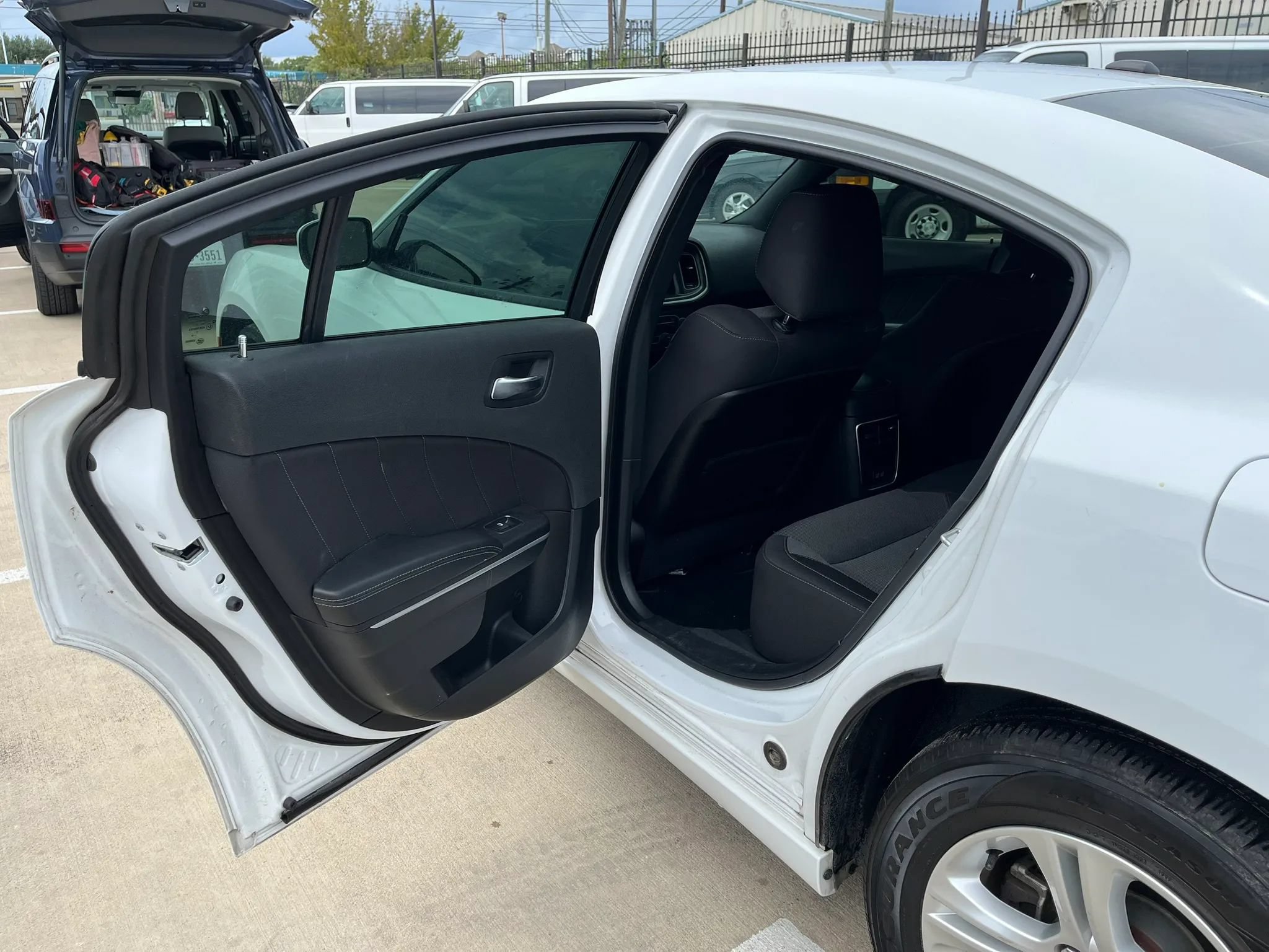 Used 2019 Dodge Charger SXT RWD image 25