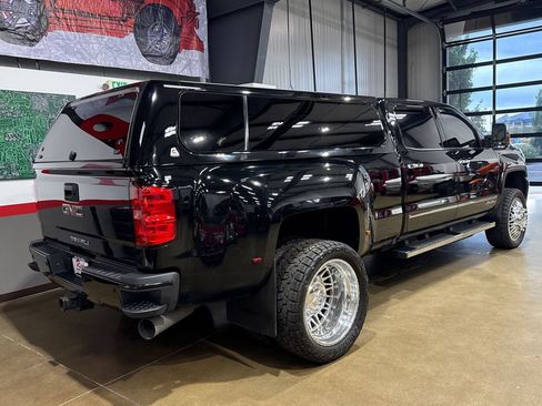 Used 2019 GMC Sierra 3500 Denali w/ Duramax Plus Package AWD/4WD image 4