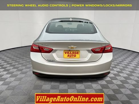 Used 2016 Chevrolet Malibu LT FWD image 3