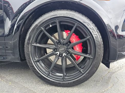 Used 2013 Porsche Cayenne GTS AWD/4WD image 9