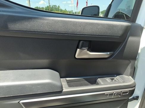 Used 2024 Toyota Tacoma TRD Sport AWD/4WD image 6