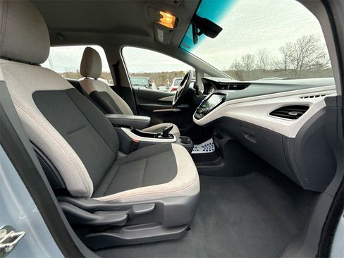 Used 2017 Chevrolet Bolt LT image 24