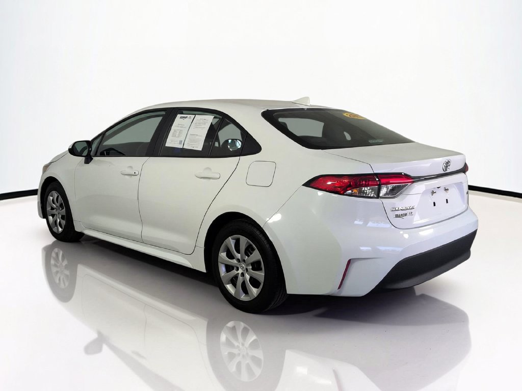 Used 2024 Toyota Corolla LE FWD image 9