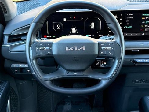 Certified 2024 Kia EV9 Light Long Range image 18