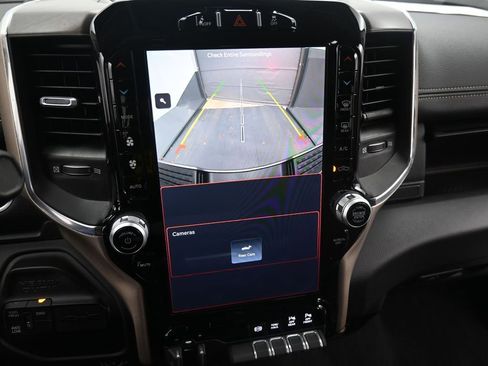 Used 2024 RAM 2500 Laramie w/ Safety Group image 17