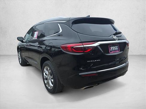 Used 2021 Buick Enclave Avenir w/ Avenir Technology Package FWD image 3