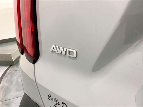 Used 2022 Kia Sorento SX Prestige w/ Rust Color Package image 8