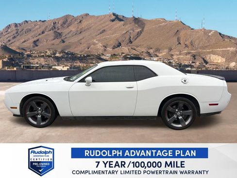 Used 2014 Dodge Challenger SXT Plus image 3