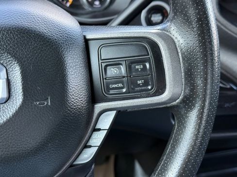 Used 2022 RAM 2500 Tradesman w/ Chrome Appearance Group image 30