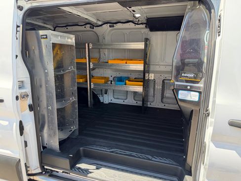Used 2022 Ford Transit 250 Low Roof RWD image 28