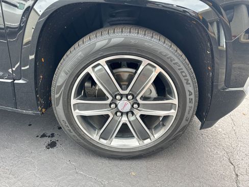 Used 2017 GMC Acadia Denali w/ Technology Package image 14