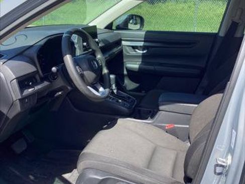 Used 2024 Honda CR-V LX image 16