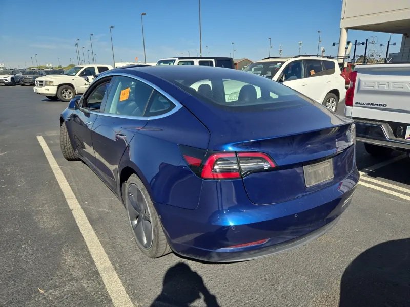 Used 2019 Tesla Model 3 Long Range AWD/4WD image 2