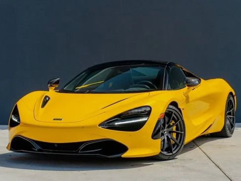 Used 2023 McLaren 720S Spider image 3