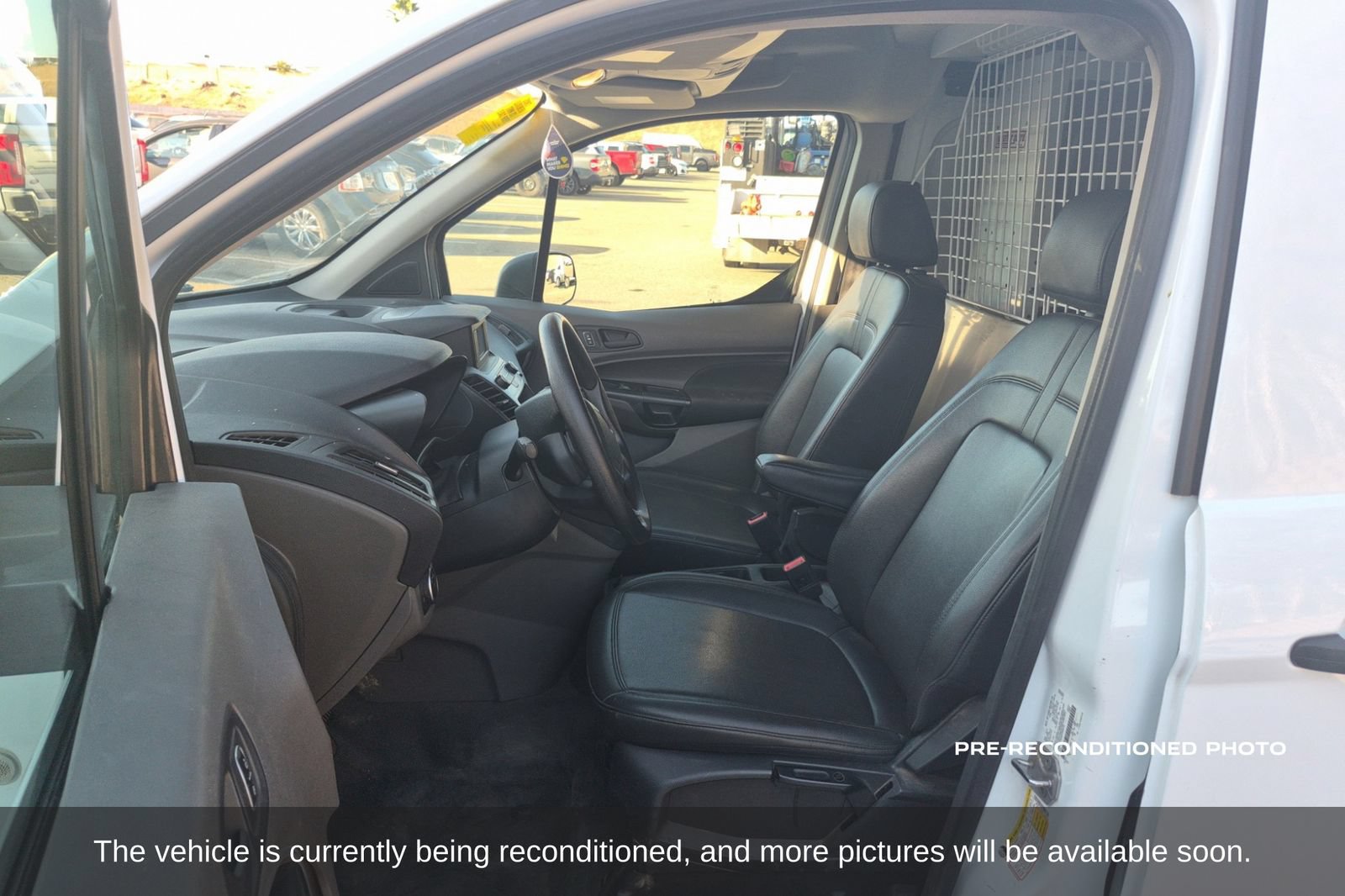 Used 2022 Ford Transit Connect XL FWD image 11