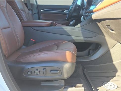 Used 2020 Buick Enclave Avenir w/ Avenir Technology Package image 15