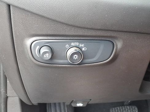 Certified 2024 Chevrolet Equinox LT AWD/4WD image 15