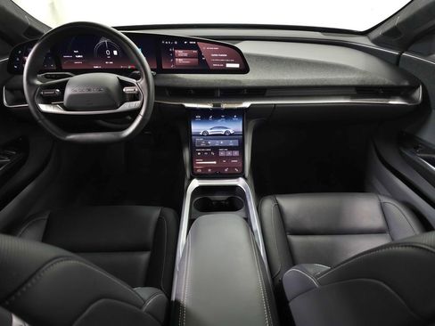 Used 2024 Lucid Air Touring AWD/4WD image 13